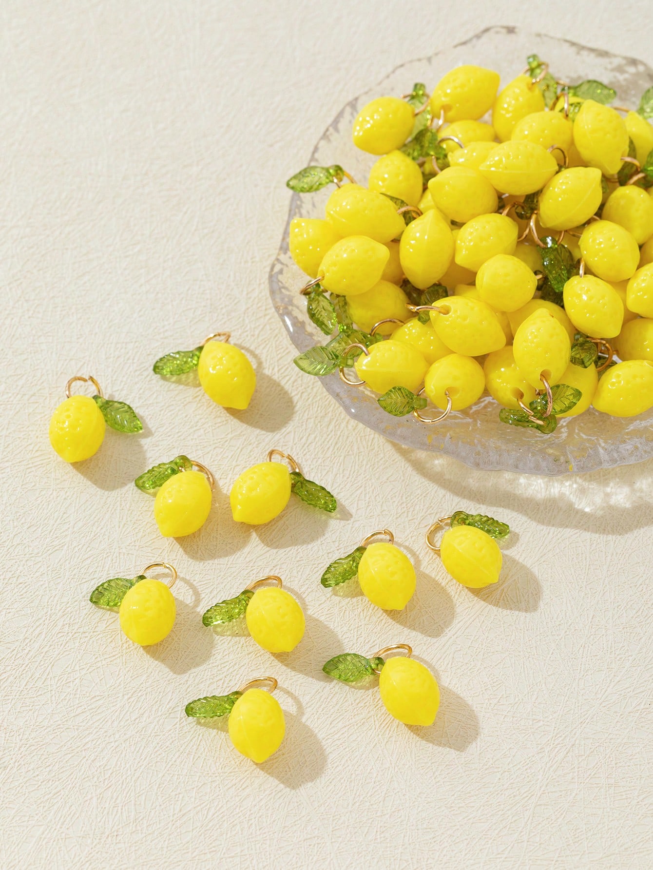 Resin Art Craft - 10 adet 3D limon reçine takılar